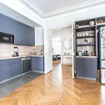 Sublime Appartement Haussmannien